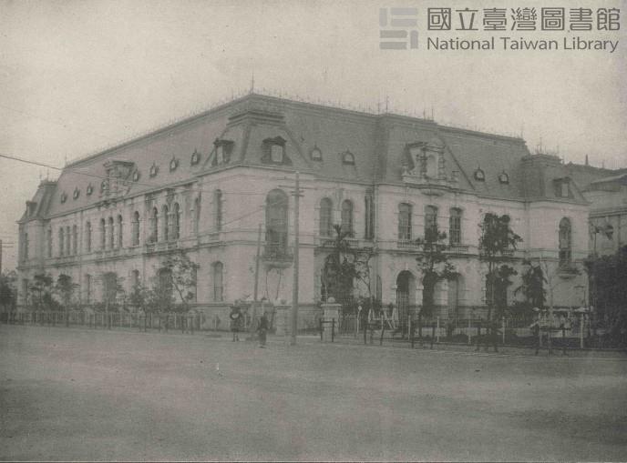 臺灣總督府博物館